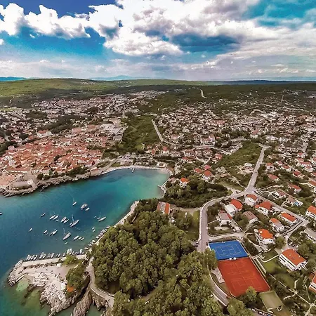 Apartman Awesome In Marsici With Wifi